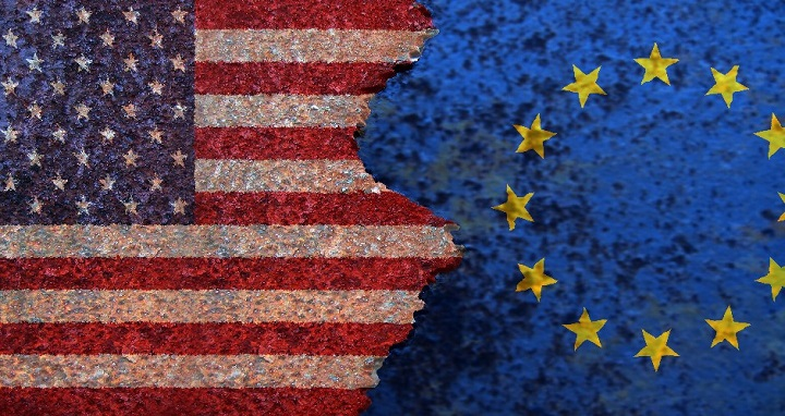 Els Estats Units es fixen en Europa per a establir l'ús de la factura electrònica